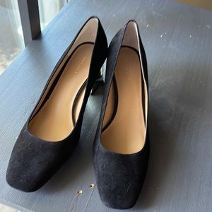 Black velvet heels